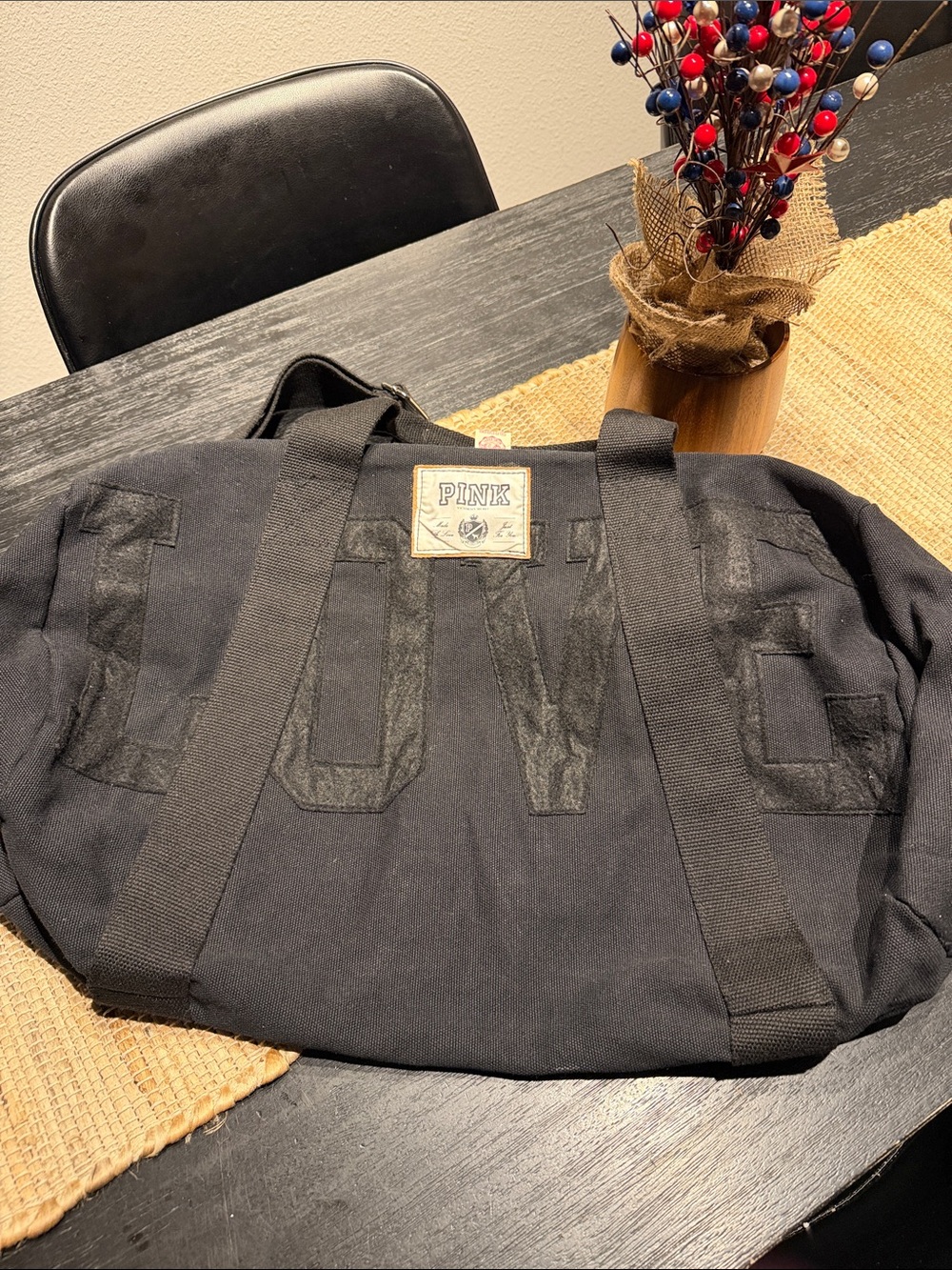 🇺🇸🎉Victoria’s Secret LOVE PINK Black Canvas Travel Duffel